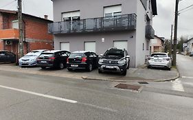 Pomodoro Rooms